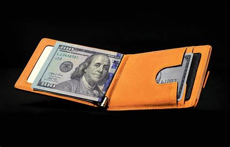 This leather. . Kings loot wallet